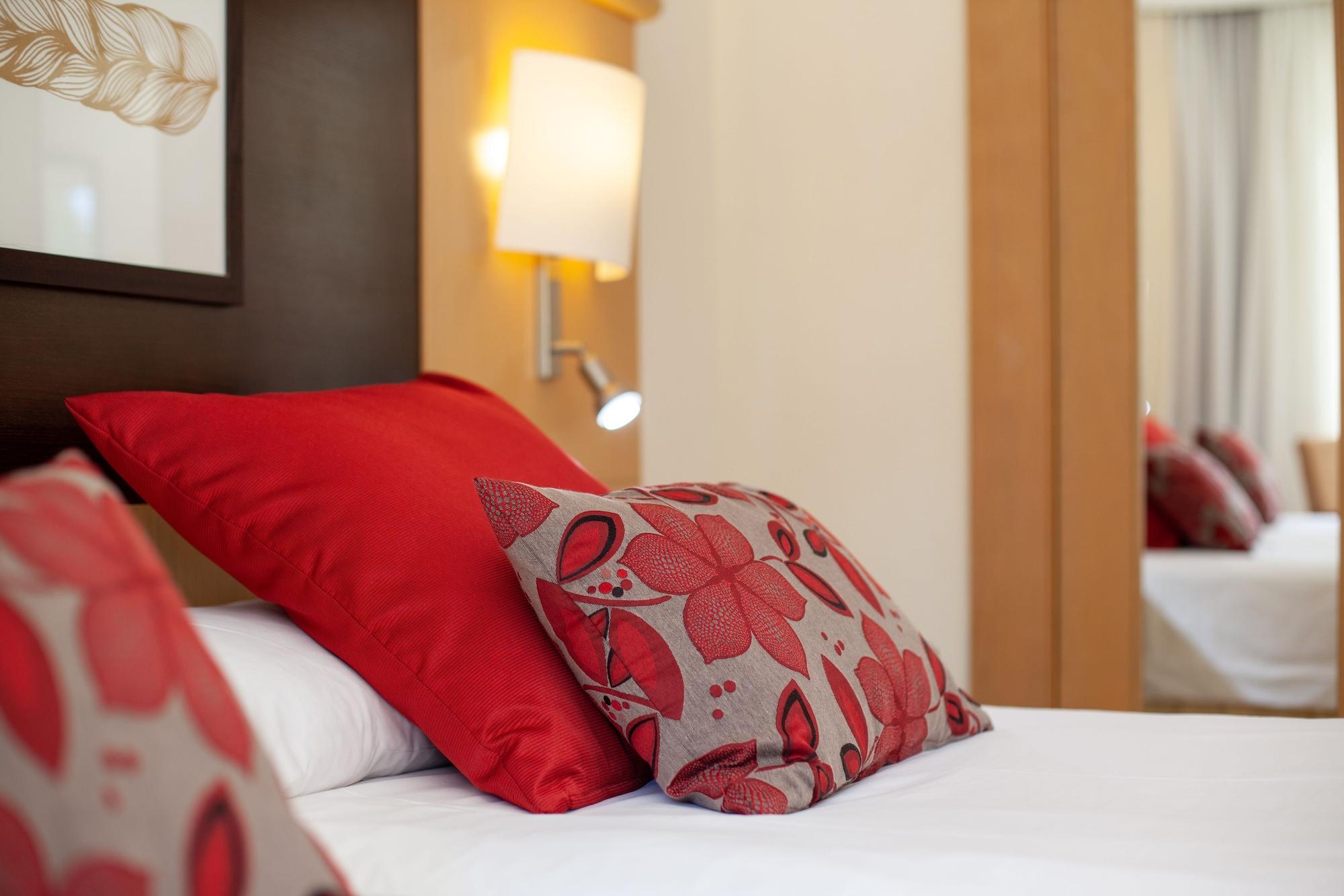 Grupotel Aguait Resort & Spa - Adults Only กาลารัตจาดา ภายนอก รูปภาพ